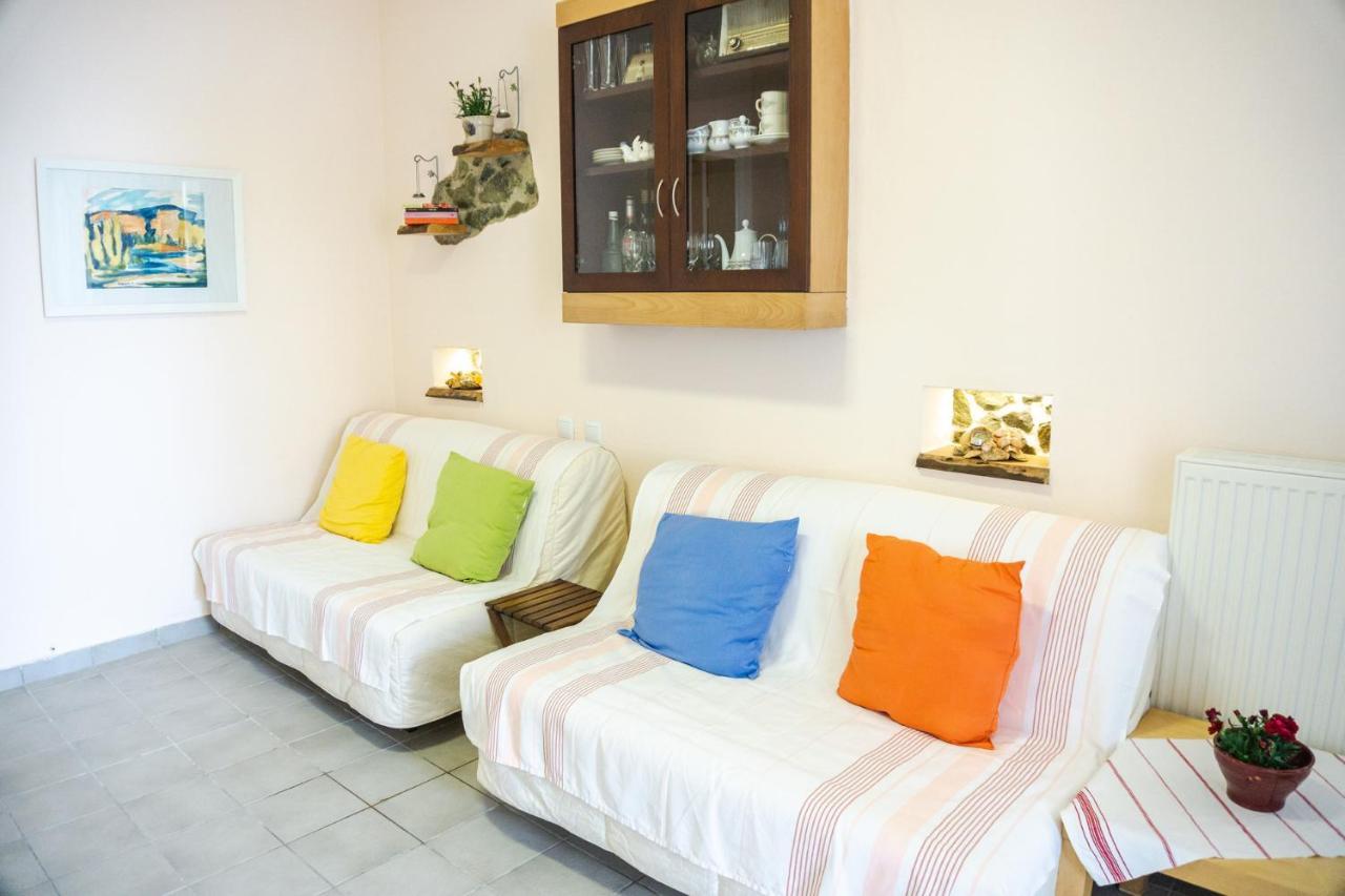 Irene Seafront Apartment Néoi Epivátai Exteriér fotografie